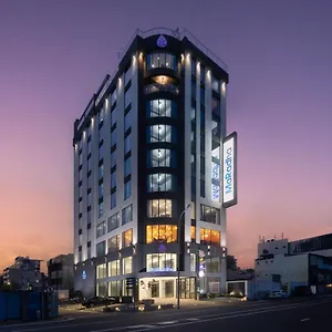 Maradha Hotel Colombo